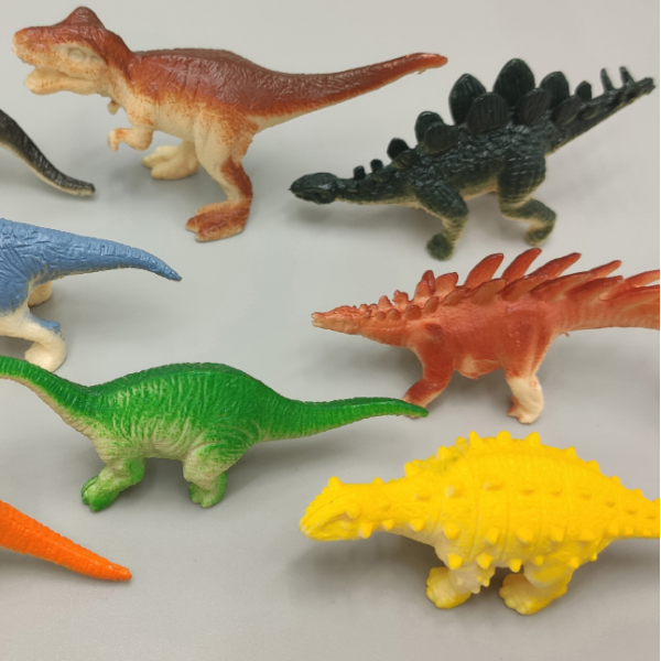 Комплект играчки – различни видове динозаври WJC92 4