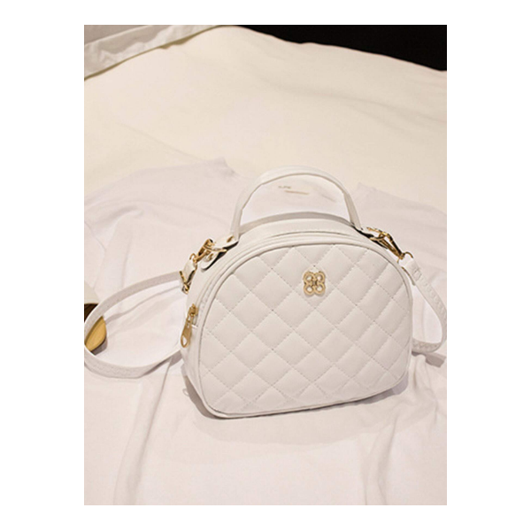 Дамска капитонирана стилна чанта в бяло ILB-13228 1