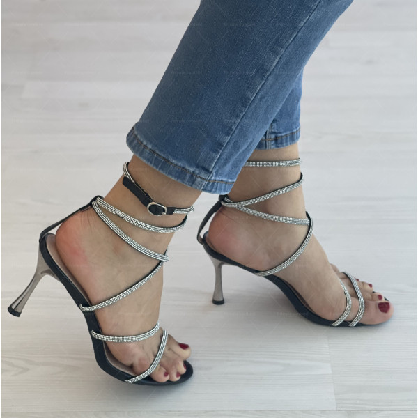 Луксозни стилни дамски сандали с елегантни бляскави елементи F-161D