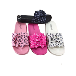 Дамски плажни чехли с панделка и умело приложени арт елементи заобикалящи вашите стъпки с лукс и уникалност D5601