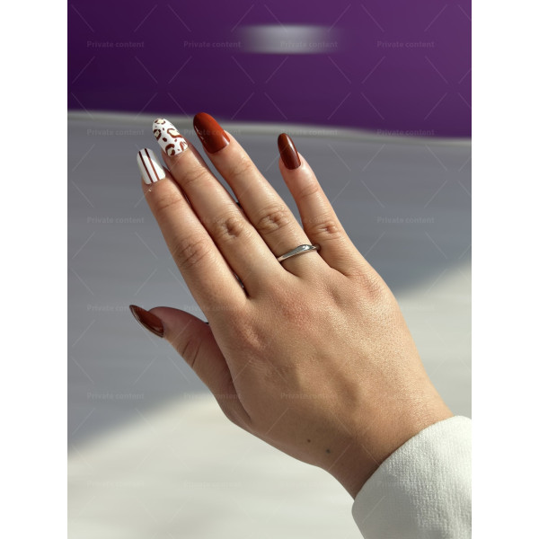 Дамски пръстен от медицинска стомана блясък и стил в едно 2