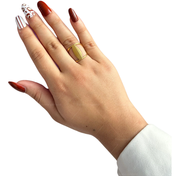 Дамски пръстен от неръждаема стомана тип шанел със златисто покритие