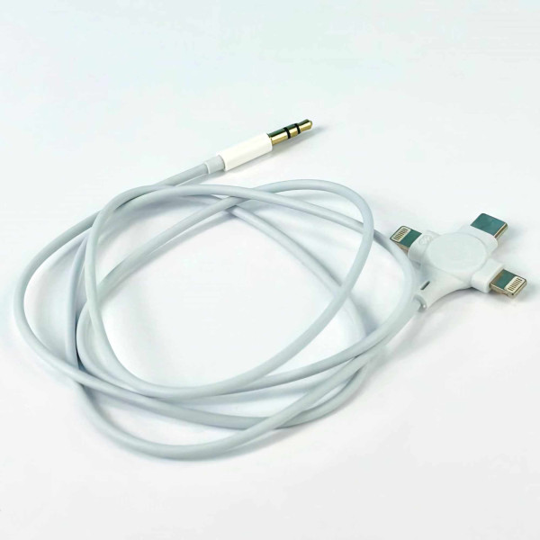 Универсален аудио кабел 3,5 mm към 2 Lightning+Type-C,Bluetooth връзка,AUX RC-008 3
