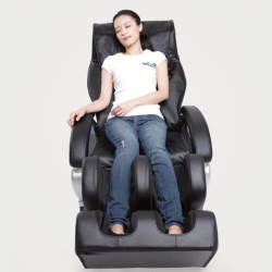 Мултифункционалният масажен стол със стилна и семпла визия A6 4