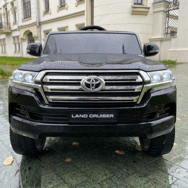 Акумулаторен джип Toyota Land Cruiser 12V меки гуми и отварящи се врати