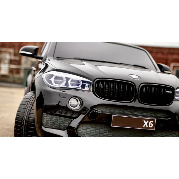 Акумулаторен двуместен джип BMW X6M ,12V ,с дистанционно управление, меки гуми