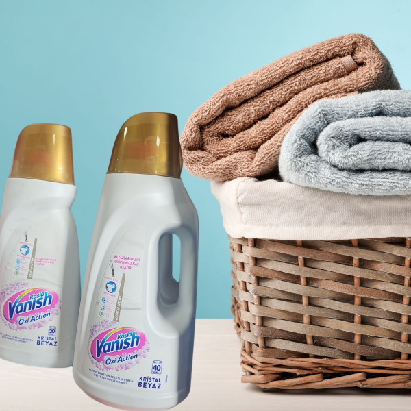 Течен избелващ препарат за бяло пране Vanish Oxi Action Kristal Beyaz 2