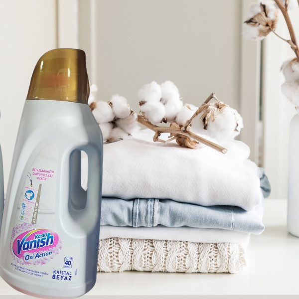 Течен избелващ препарат за бяло пране Vanish Oxi Action Kristal Beyaz 3