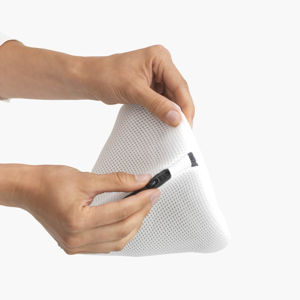 Торбичка за деликатно пране Brabantia, подходяща за сутиени и фино бельо 3 — 4sales Торбичка за деликатно пране Brabantia, подходяща за сутиени и фино бельо 3