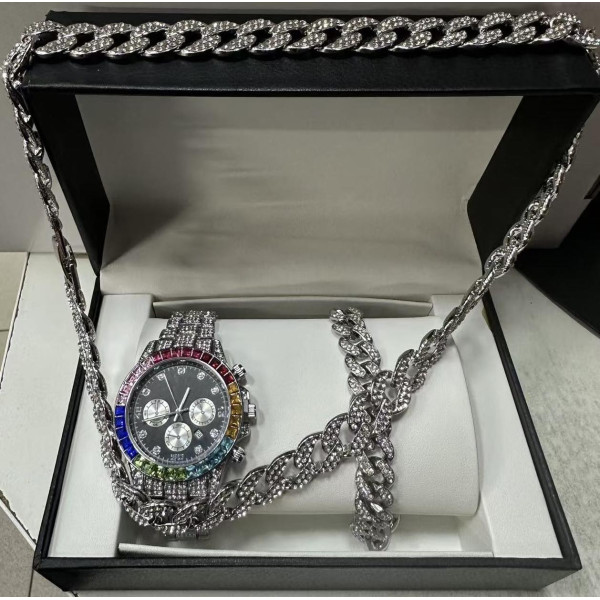 Луксозен комплект бижута - часовник, гривна и колие 8