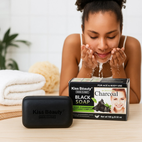 Сапун за лице и тяло с активен въглен и зелен чай – Kiss Beauty Black Soap 2