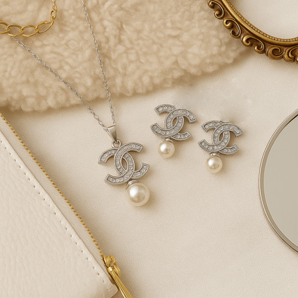 Луксозен сребрист комплект бижута с перли - колие и обеци 5