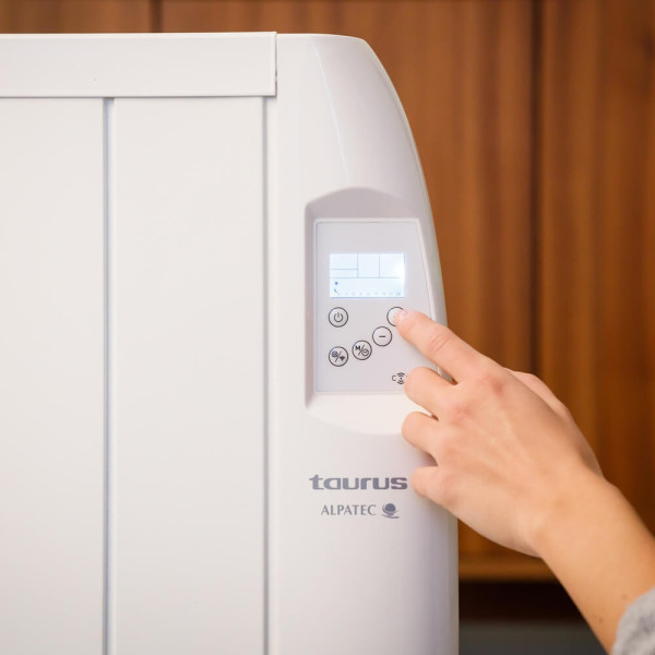 Маслен радиатор Taurus Malbork Connect 1500/2000W с Wi-Fi управление