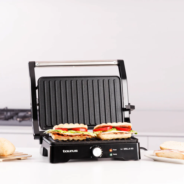 Контактен грил Taurus Grill&Co, 1500W, с плаващ капак и регулируем термостат