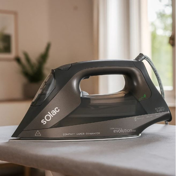 Ютия с парогенератор Solac Easy Temp Evolution Pro – 45 g/min пара, компактна, Eco режим 1