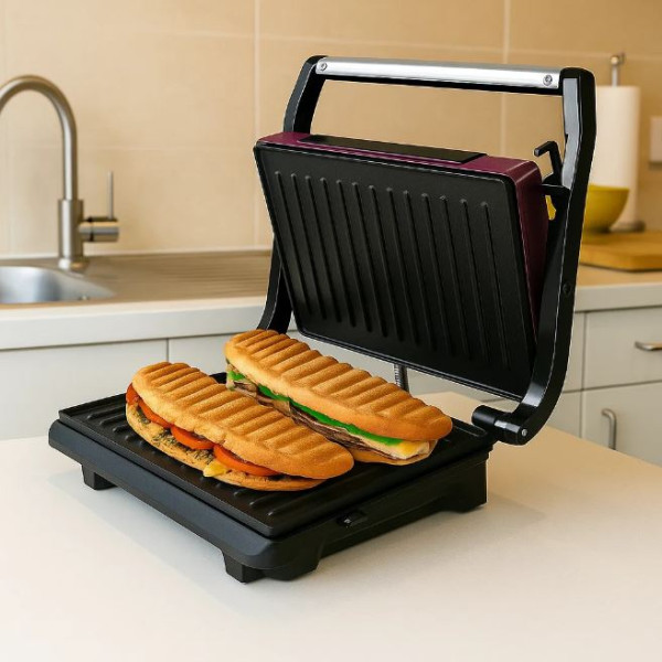 Уред за сандвичи и панини Taurus TOAST & CO – 700W, грил плочи 23x15 см, накланяща се горна плоча