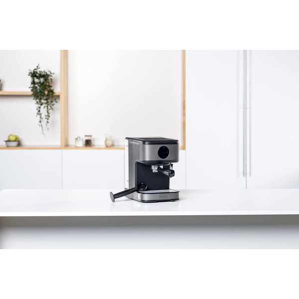 Еспресо кафемашина Black+Decker BXCO850E 20bar, 850W