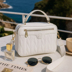 Дамска чанта – ежедневна, през рамо