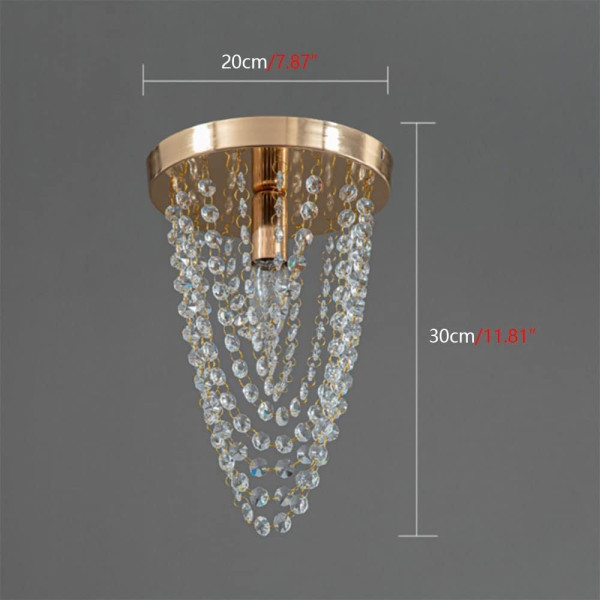 Луксозен плафон с кристали – впечатляващ светлинен ефект дори в малки помещения