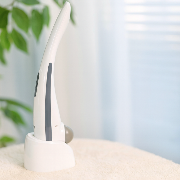 Ръчен масажор Oliver Voltz OV56520A – 12W, 4 режима, 5 нива на интензивност и 5 сменяеми глави