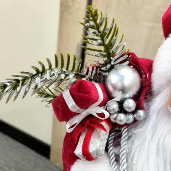 Коледна фигура Дядо Коледа – създай празнично настроение у дома!