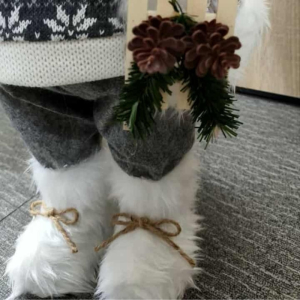 Декоративен Дядо Коледа в сиво – уют, топлина и празничен дух у дома (50 / 70 / 90 см) 12