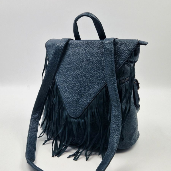 Дамска раница от еко кожа с ресни – бохо стил, удобство и обем (36×30×16 см) 11