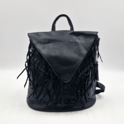 Дамска раница от еко кожа с ресни – бохо стил, удобство и обем (36×30×16 см)