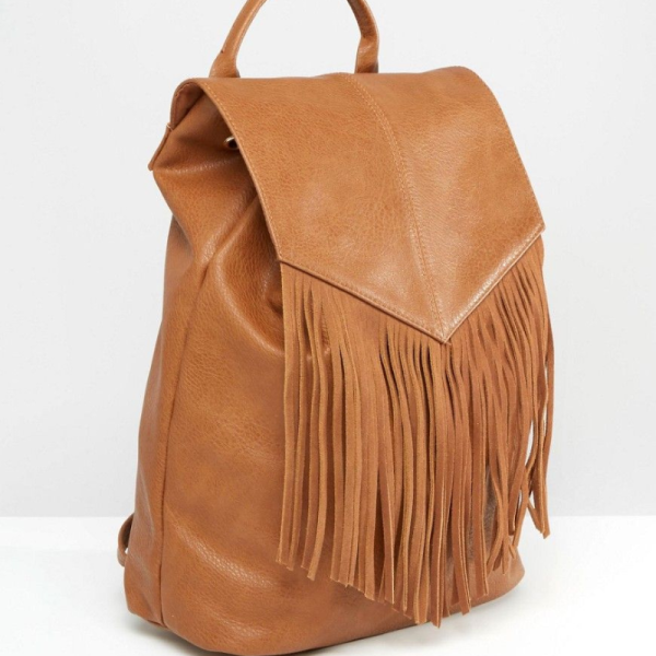 Дамска раница от еко кожа с ресни – бохо стил, удобство и обем (36×30×16 см) 4