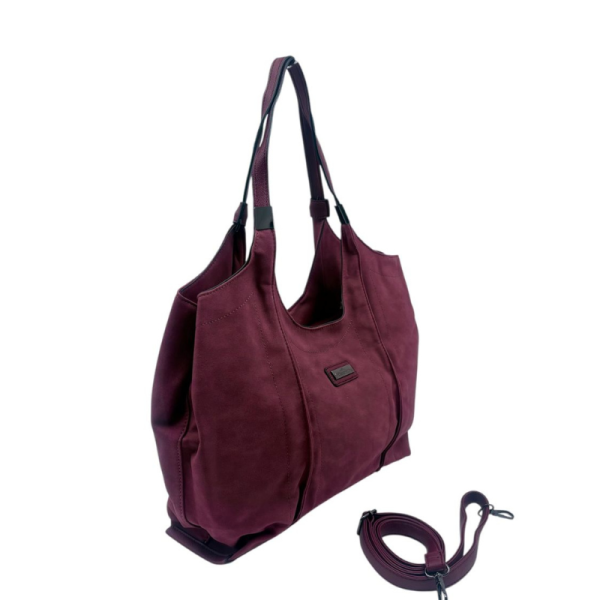 Дамска чанта от еко велур и кожа – елегантен и практичен модел (бордо)