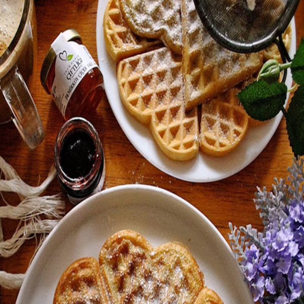 Гофретник с терморегулатор и незалепващи плочи – перфектни гофрети всеки път 5