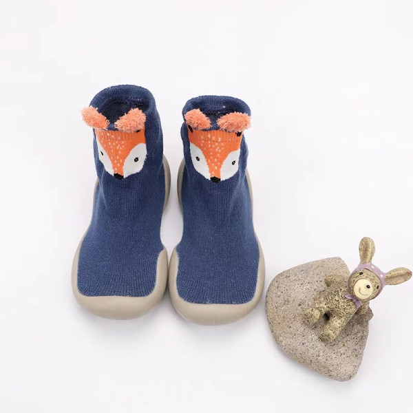 Детски чорапи с гумена подметка, различни номера и цветове W SHOE3 13