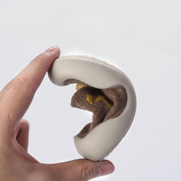 Детски чорапи с гумена подметка, различни номера и цветове W SHOE3