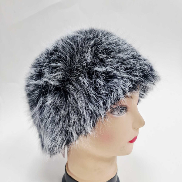 Дамска шапка с дълъг пухкав косъм – топлина и класа през зимата