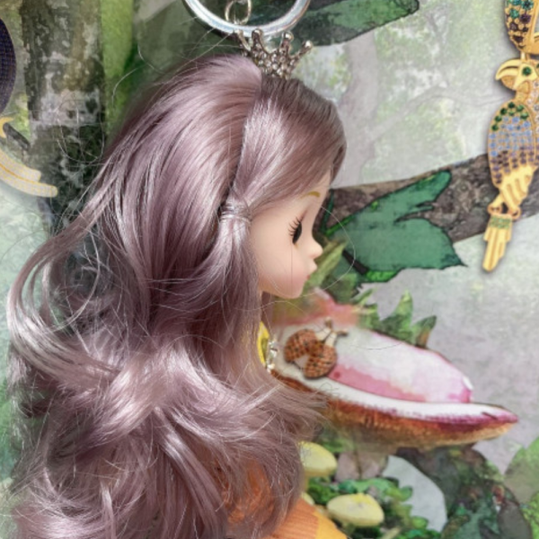 Ключодържател, аксесоар за раница или чанта във форма на мини кукла - N73 - 4