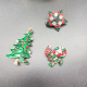 Комплект от три малки коледни брошки с мъниста и камъни - Е04-1 3