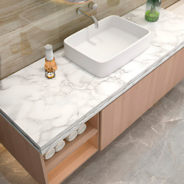 Мраморно самозалепващо фолио за обновяване на дома – водоустойчиво, здраво, практично 3