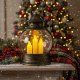 Декоративен коледен фенер с три LED свещи – безопасна и магична светлина 2