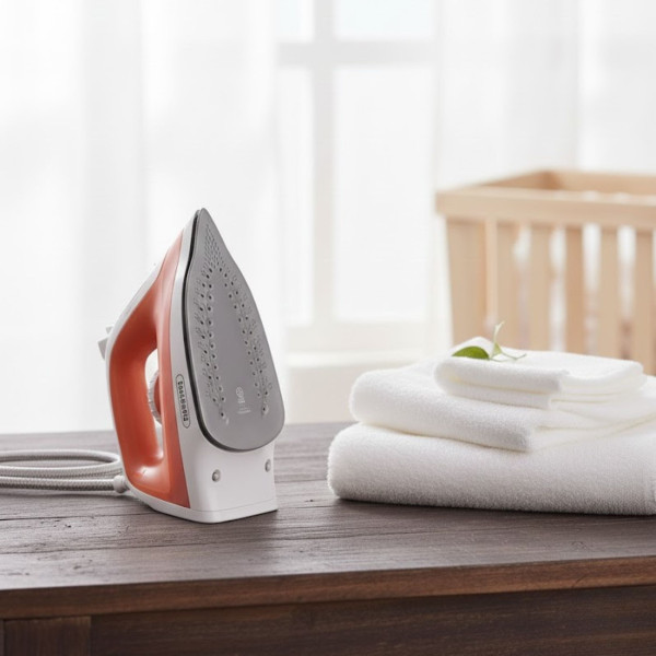 Парна ютия Rosberg R51050FC 2000W с керамична плоча и термостат