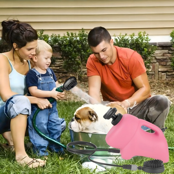 Преносим душ 8L за кучета, велосипеди и спортни принадлежности – без електрическо захранване, с ръчна помпа и 2в1 четка