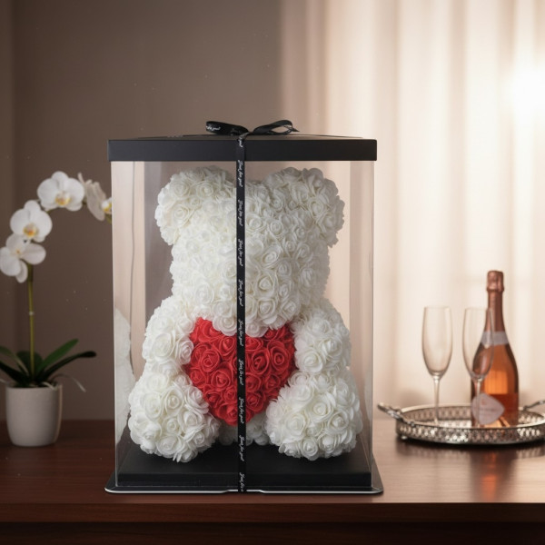 Мече от рози с подаръчна кутия в различни цветове