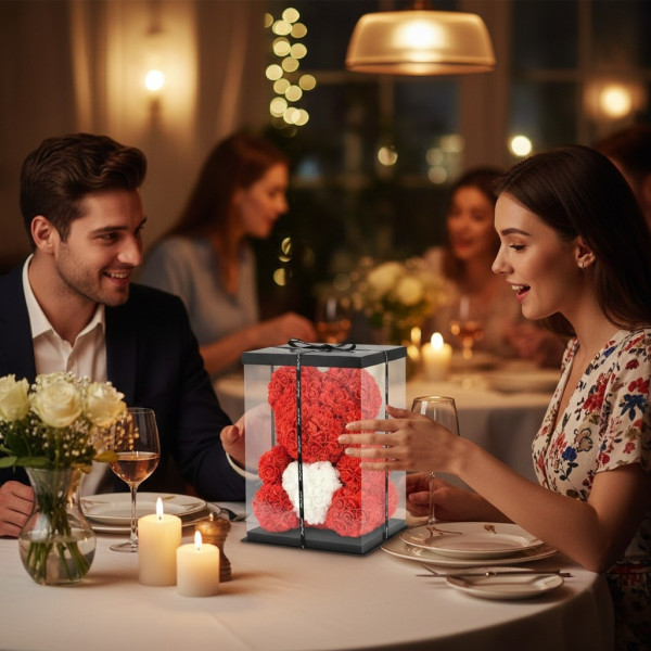 Мече от рози с подаръчна кутия в различни цветове