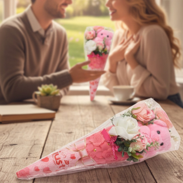 Декоративен подаръчен букет с плюшено мече и изкуствени цветя 3