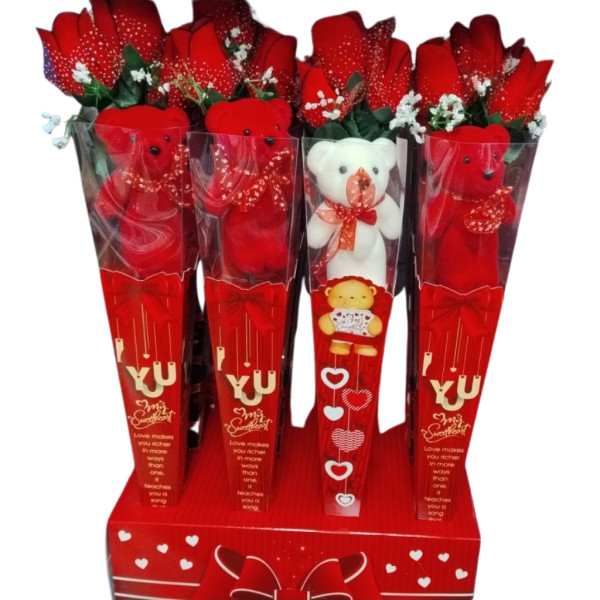 Романтичен букет с плюшено мече и роза 6