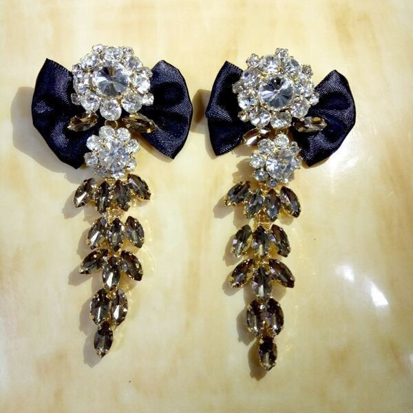 Прекрасни дамски обеци с черна панделка и кристали и брошка в същия стил А51 4