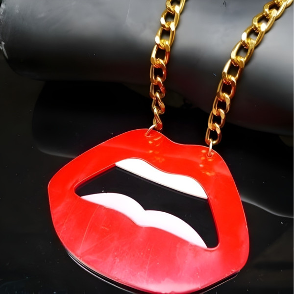 Масивно колие с елемент усмивка А73 5