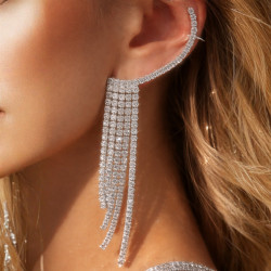 Интересен аксесоар за ухо с бели кристали А84