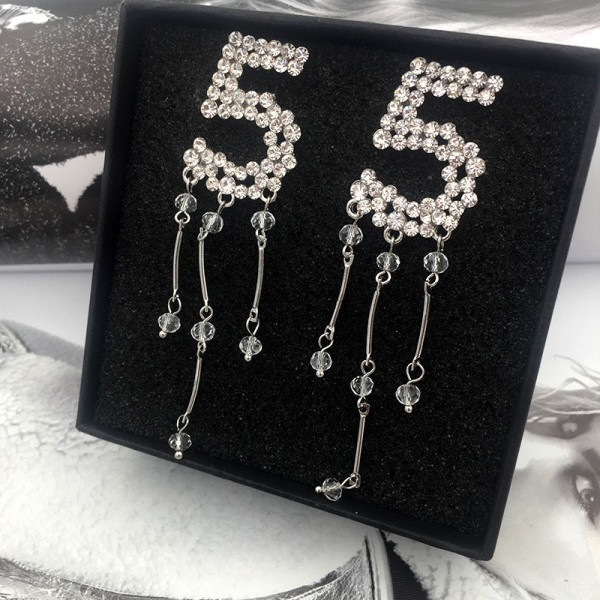 Дамски обеци с цифрата пет и висулки А87 3