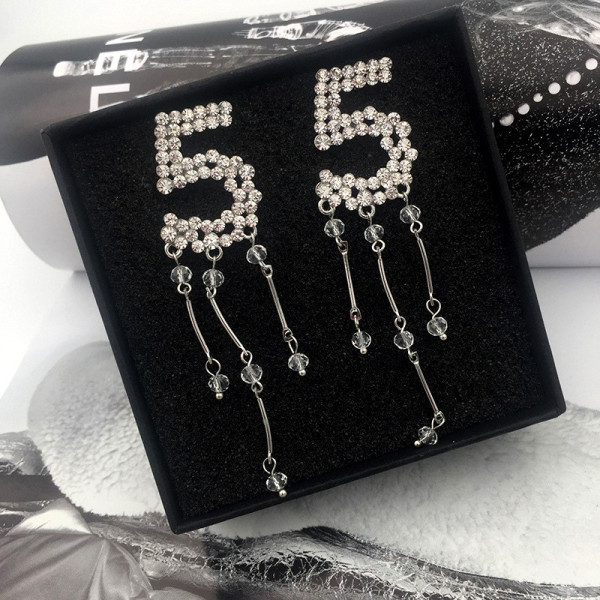Дамски обеци с цифрата пет и висулки А87 4