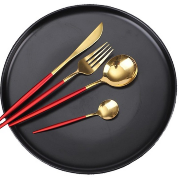 Комплект прибори за хранене от 24 части с луксозен дизайн и магнитна кутия  златисто с червено 6